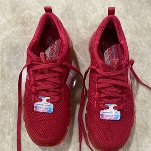 Brand new Sketchers air cooled, memory foam, size 8